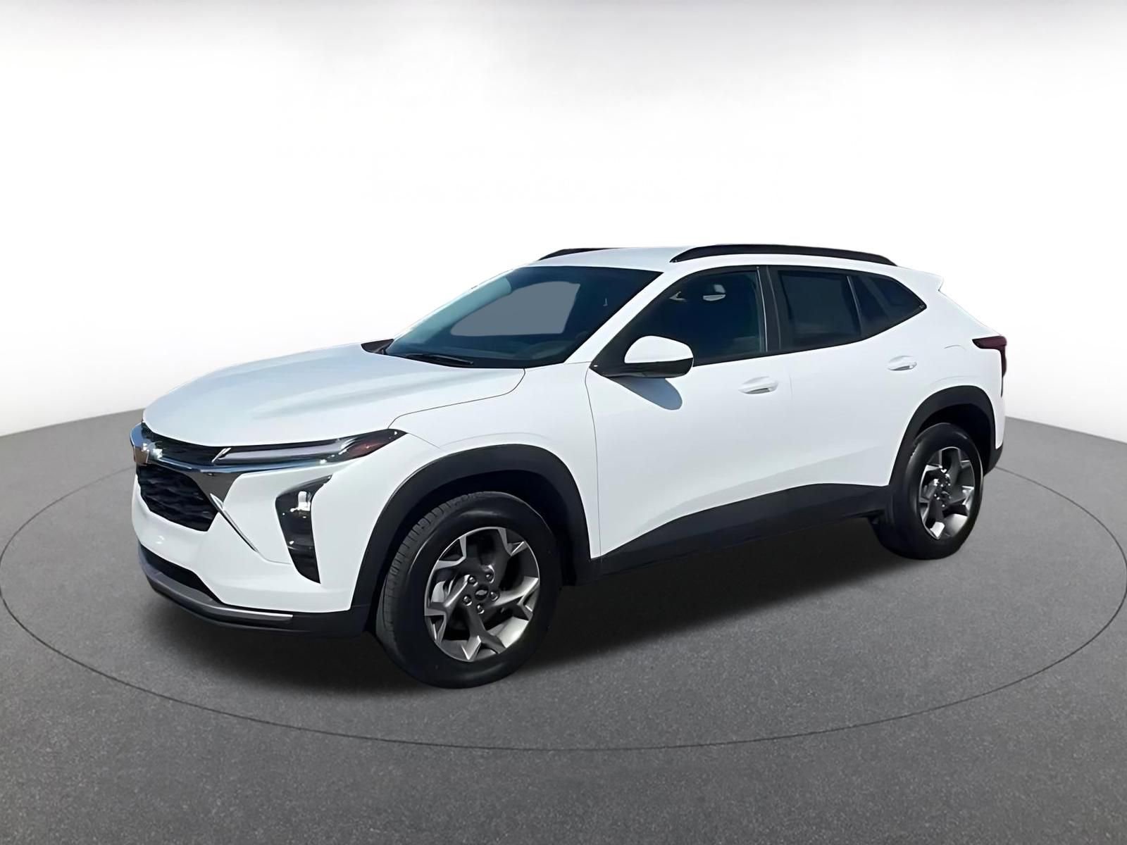 Thumbnail: 2025 Chevrolet Trax - 8