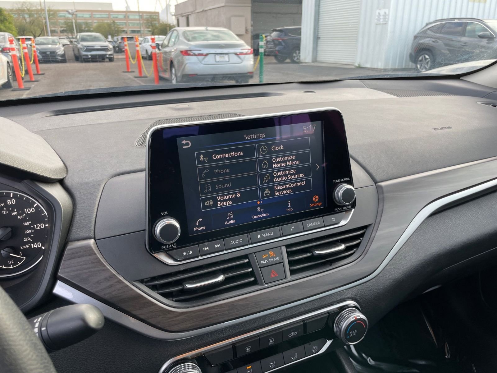 Thumbnail: 2025 Nissan Altima - 20