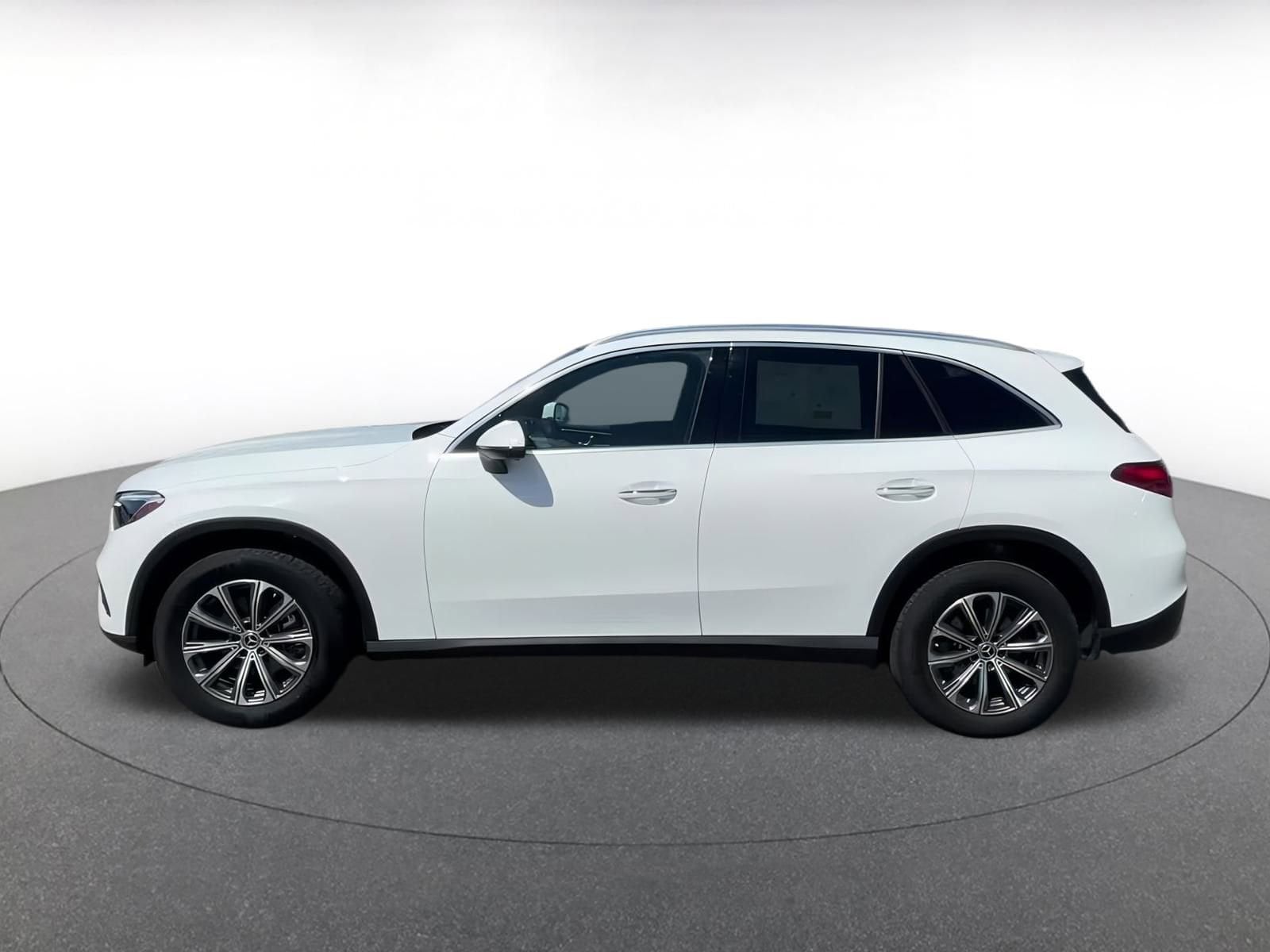 Thumbnail: 2024 Mercedes-Benz GLC - 8