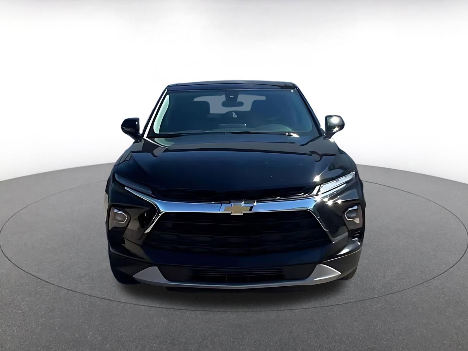 Thumbnail: 2025 Chevrolet Blazer - 4