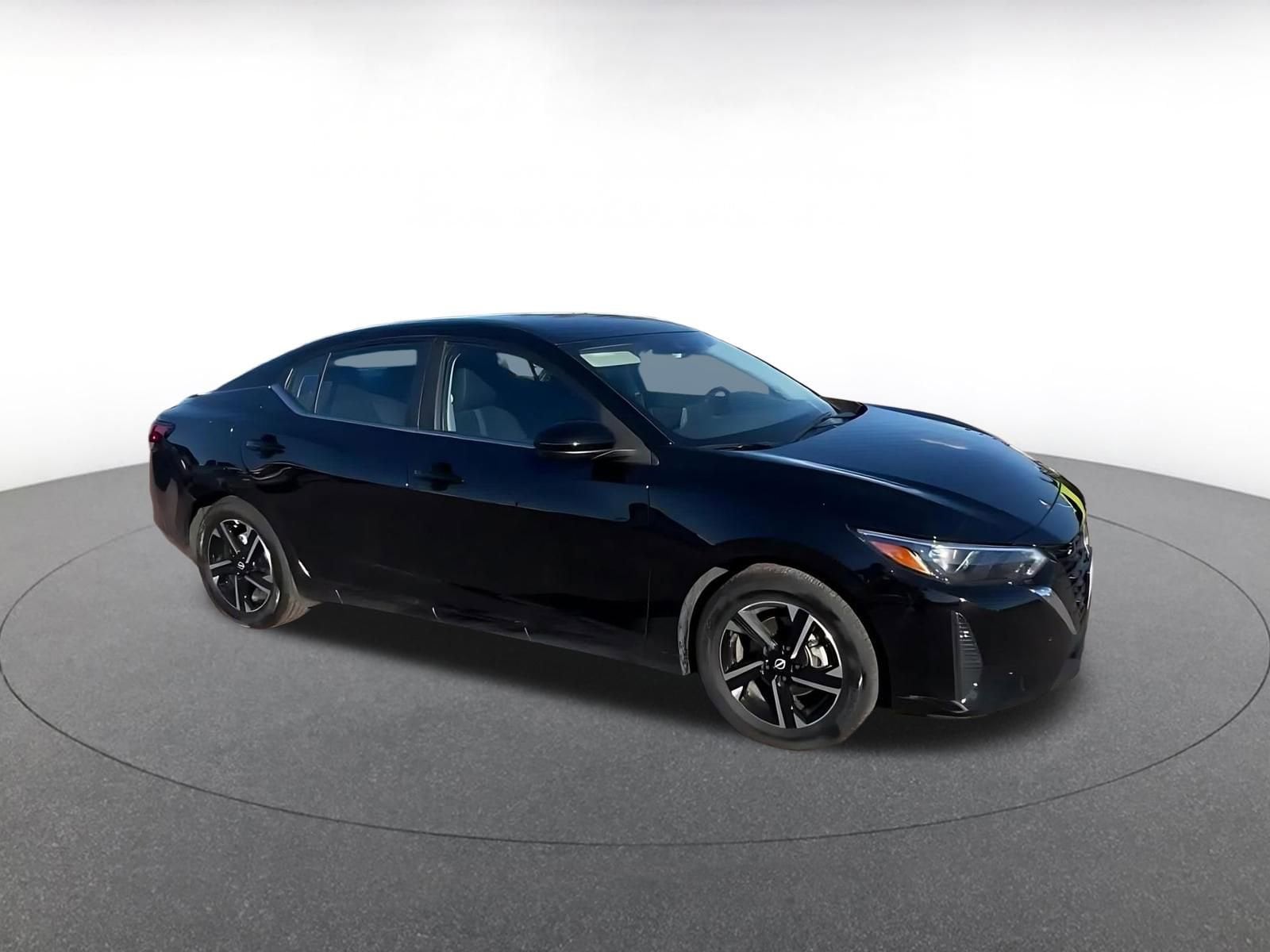 Thumbnail: 2025 Nissan Sentra - 2