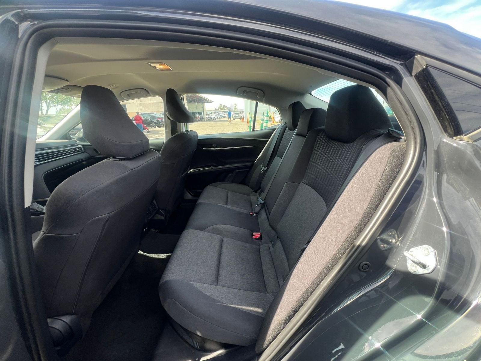 Thumbnail: 2025 Toyota Camry - 25