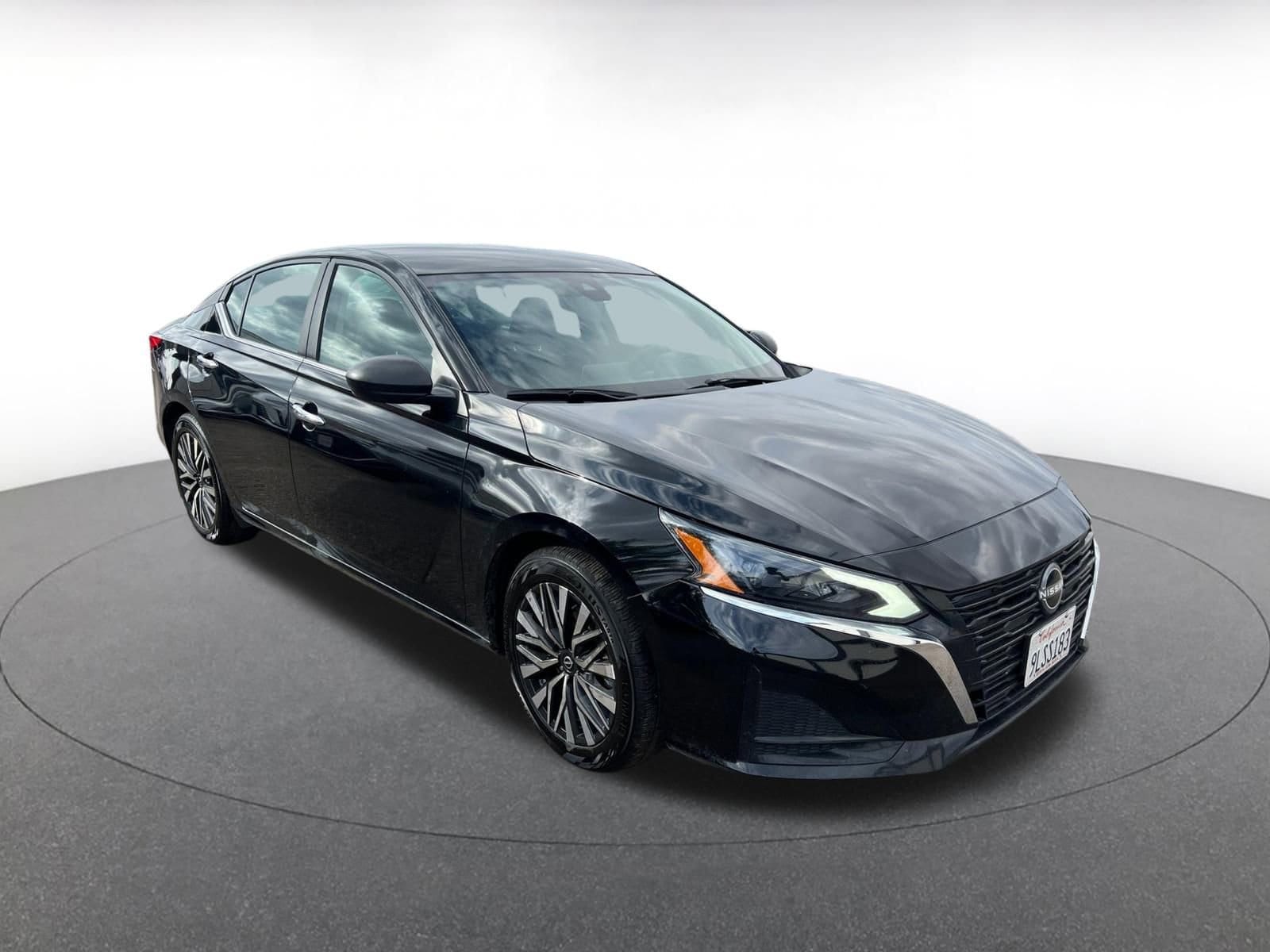 2024 Nissan Altima SV