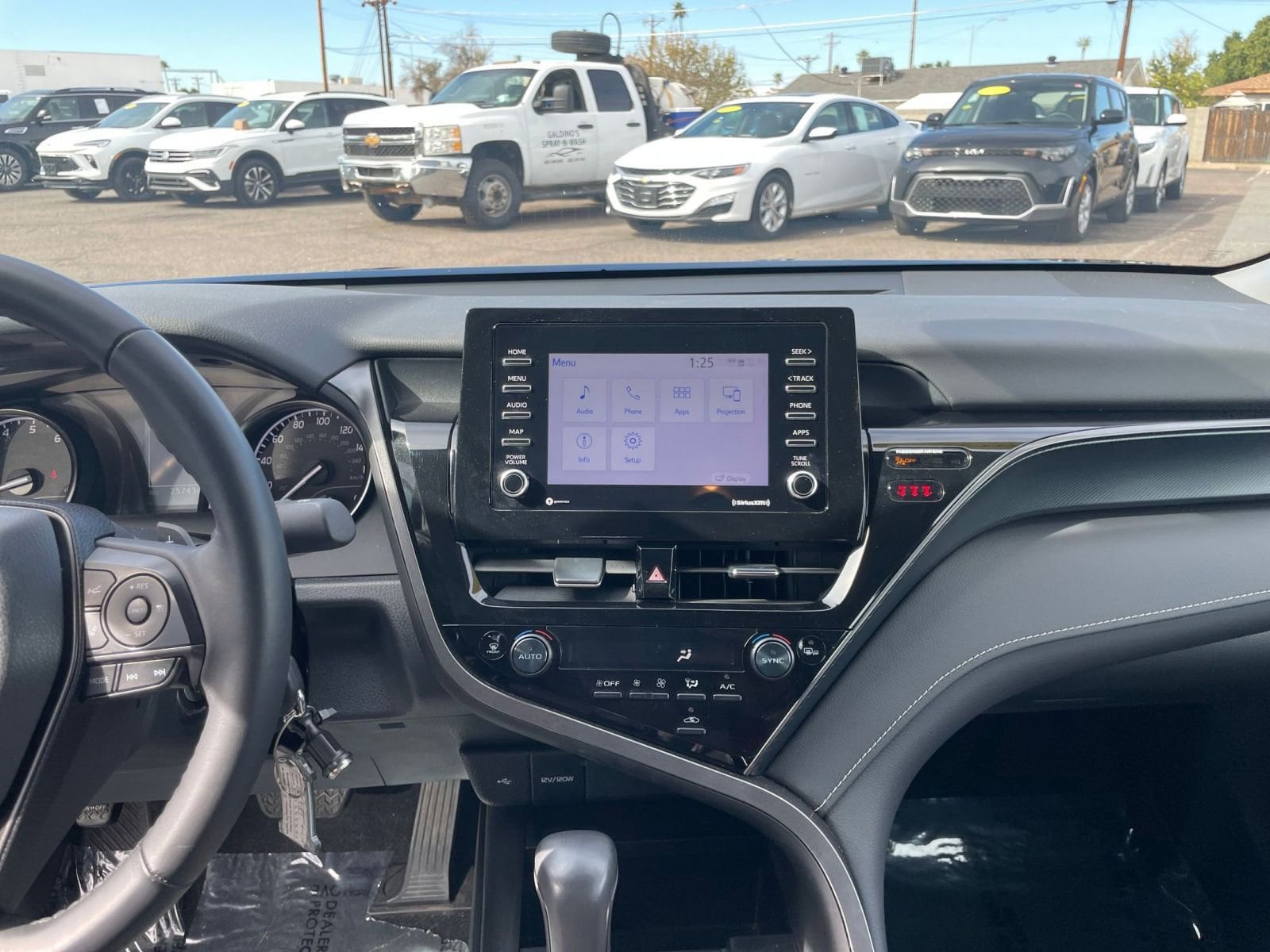 Thumbnail: 2024 Toyota Camry - 18