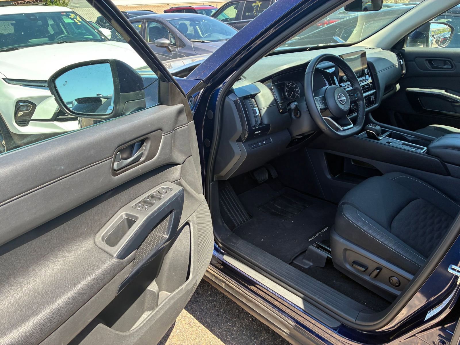 Thumbnail: 2025 Nissan Pathfinder - 11