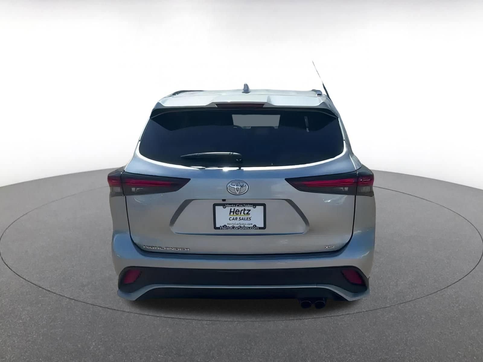 Thumbnail: 2024 Toyota Highlander - 12