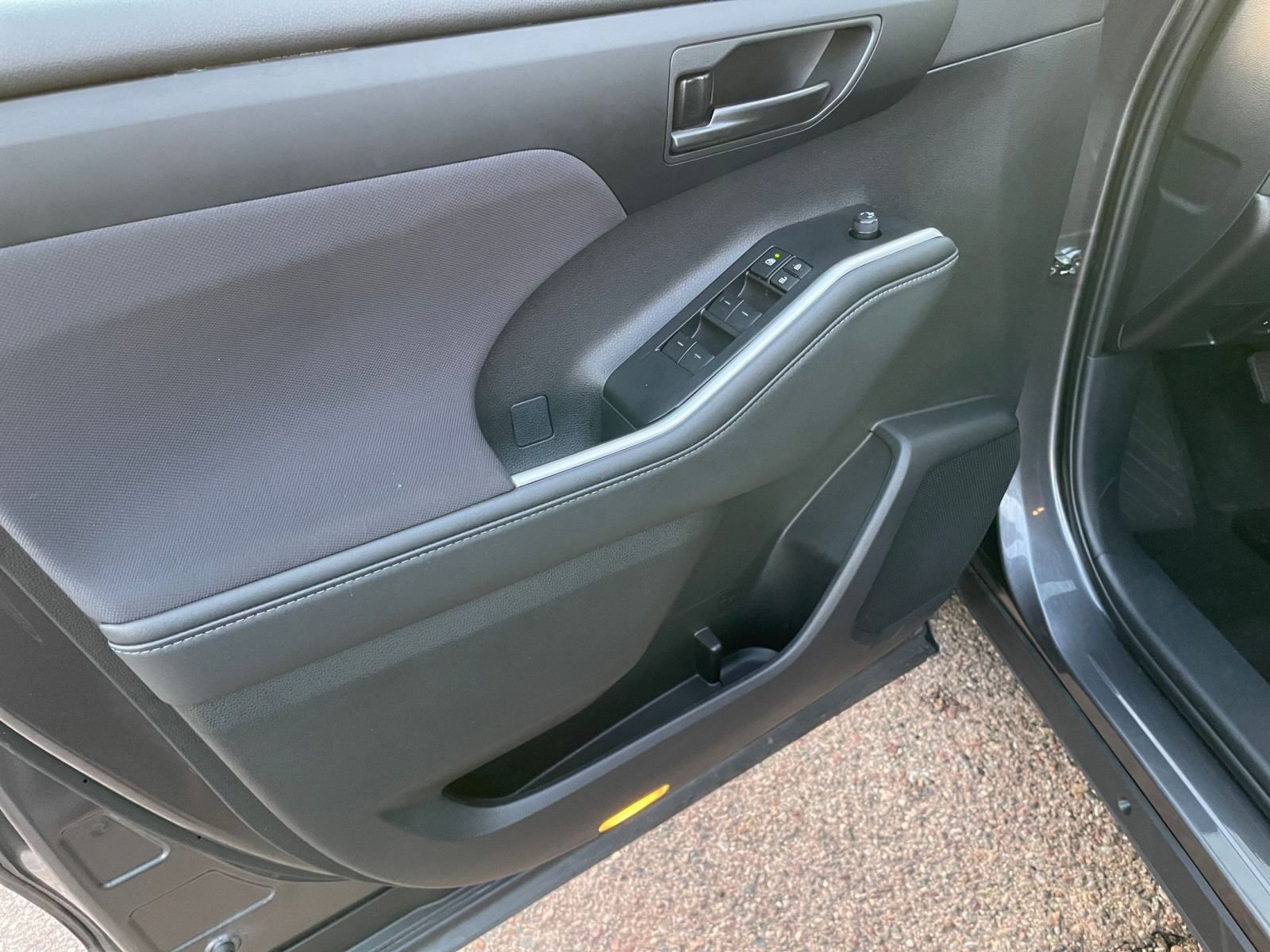 Thumbnail: 2025 Toyota Highlander - 21