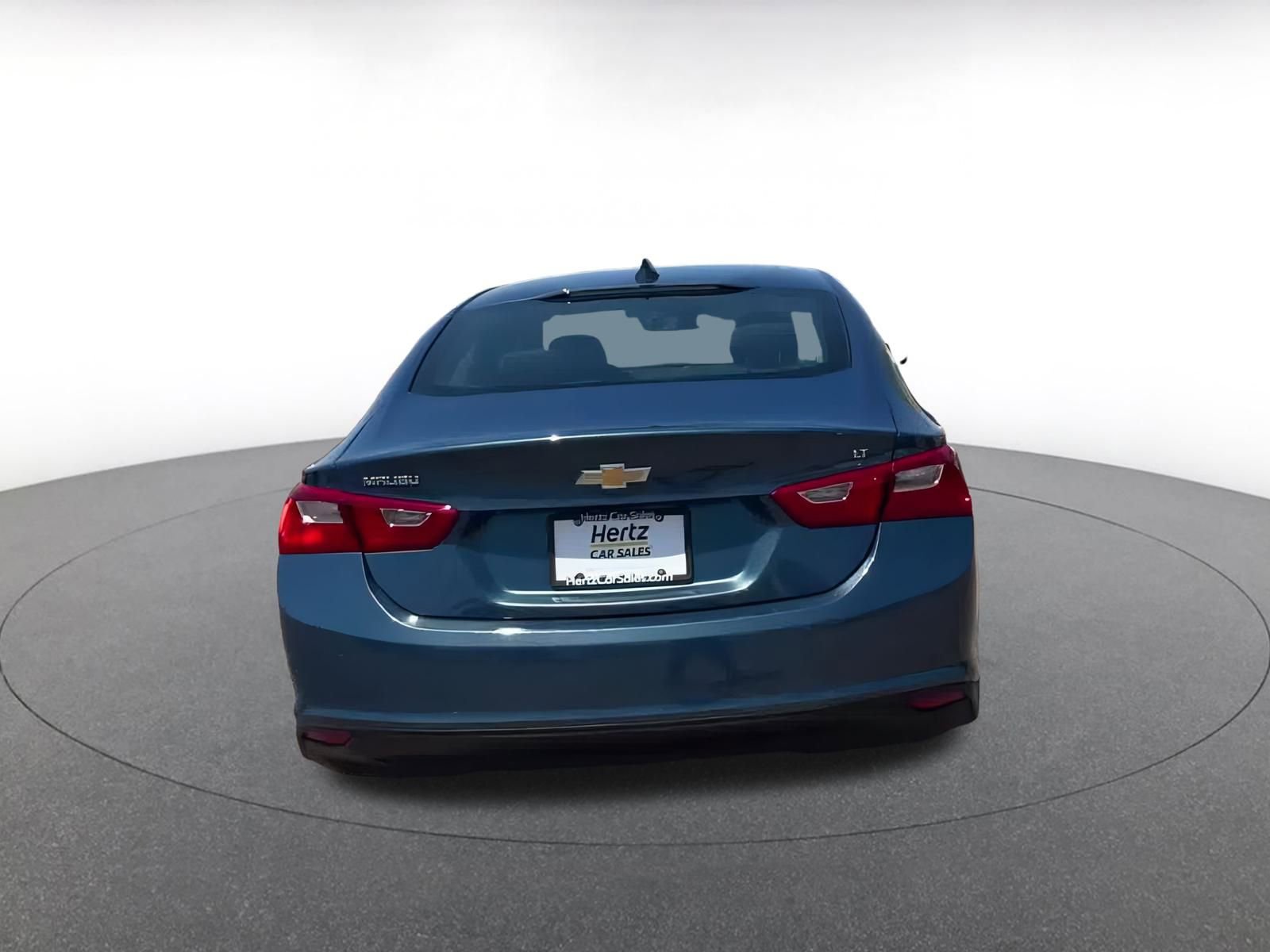 Thumbnail: 2024 Chevrolet Malibu - 12