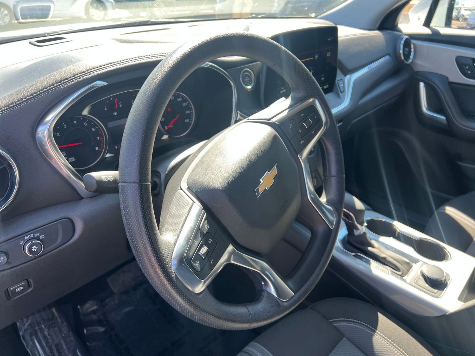 Thumbnail: 2025 Chevrolet Blazer - 28