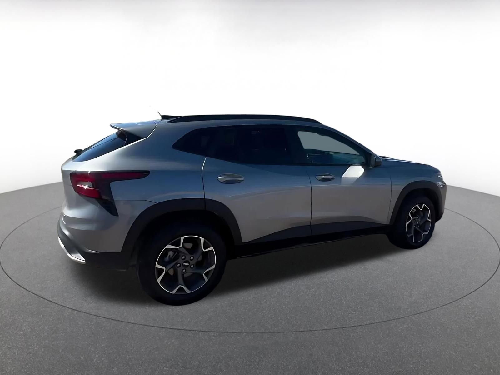 Thumbnail: 2025 Chevrolet Trax - 15