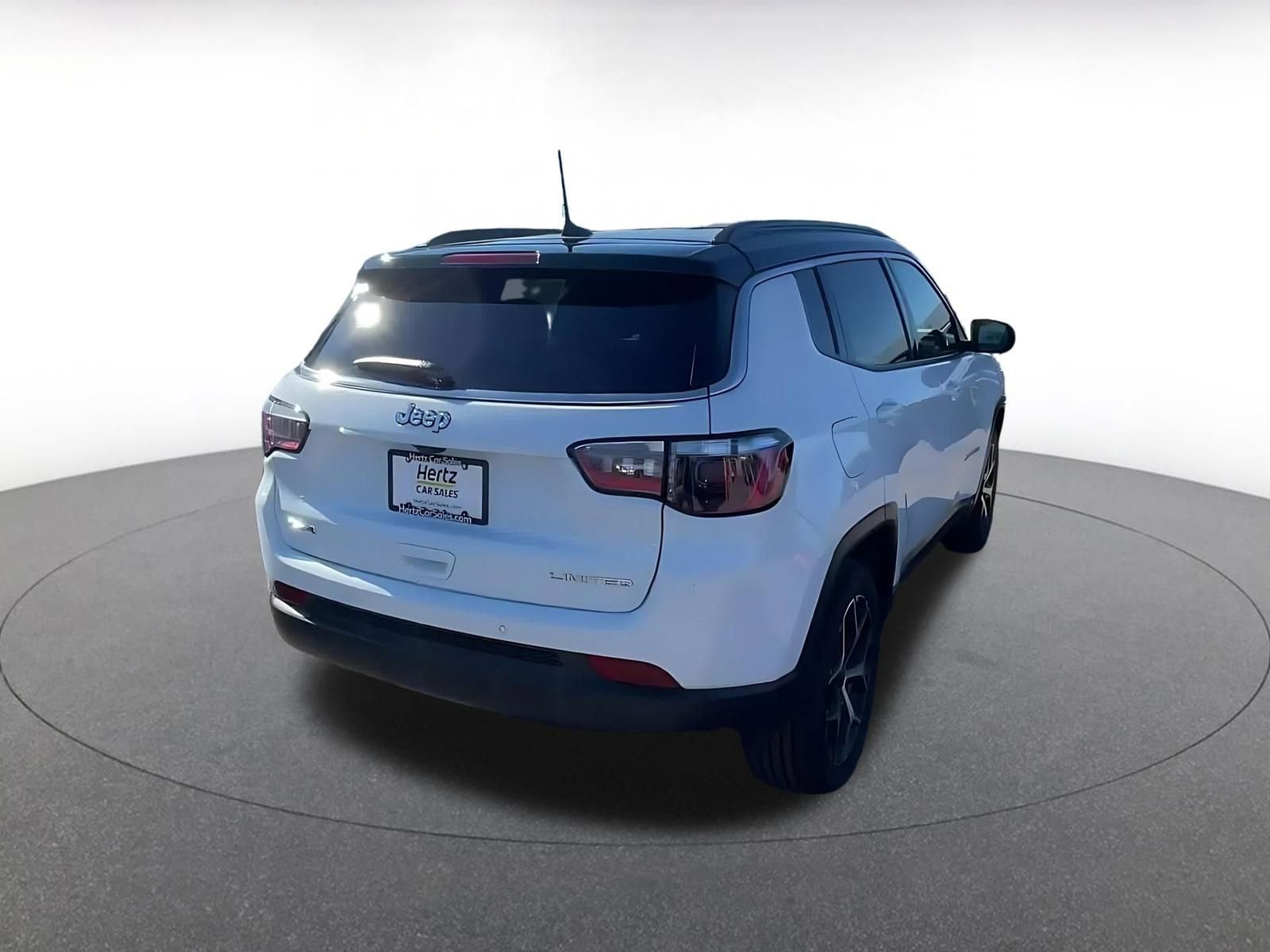 Thumbnail: 2025 Jeep Compass - 14