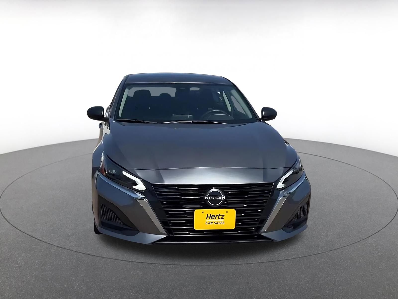 Thumbnail: 2025 Nissan Altima - 3