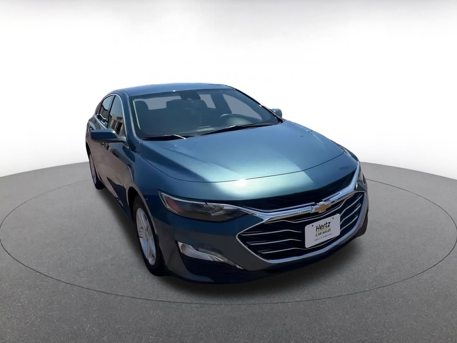 Thumbnail: 2024 Chevrolet Malibu - 3