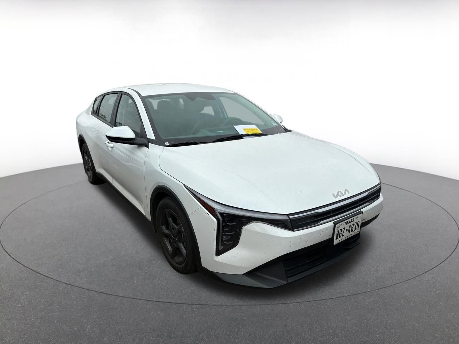 Thumbnail: 2025 Kia K4 - 1