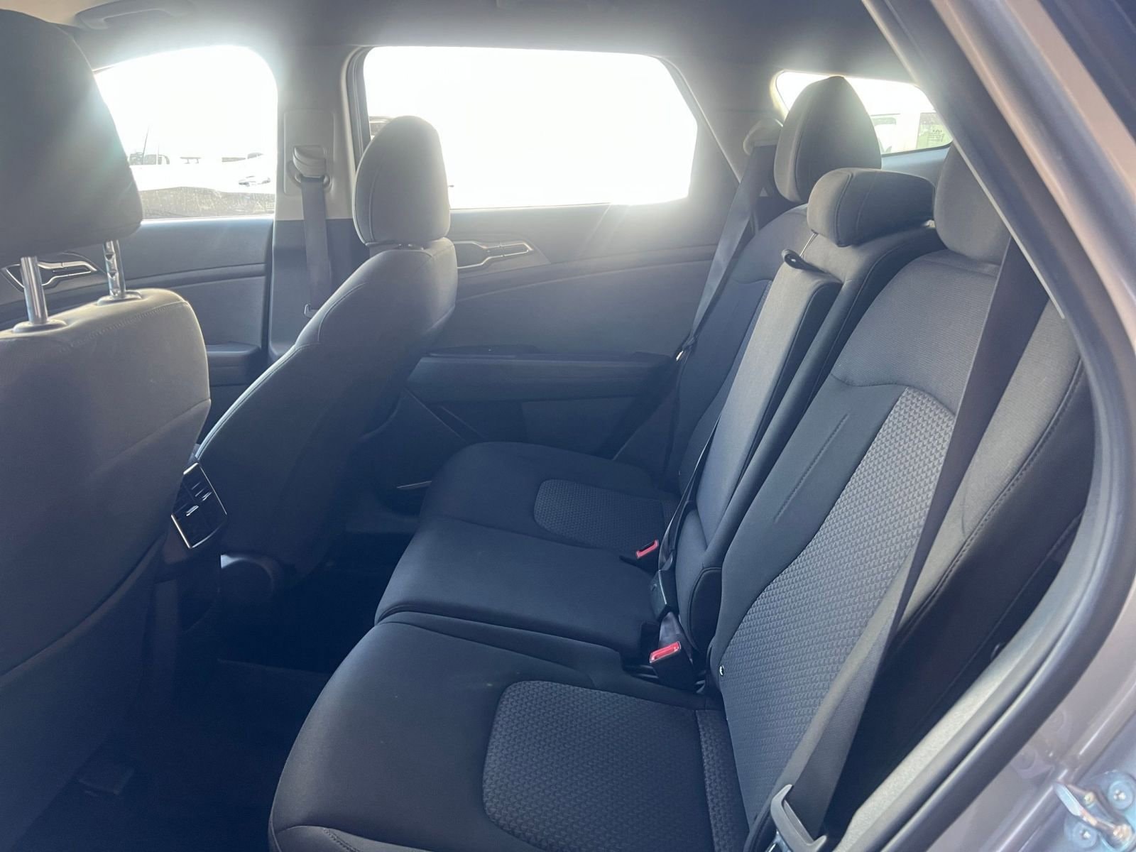 Thumbnail: 2025 Kia Sportage - 25