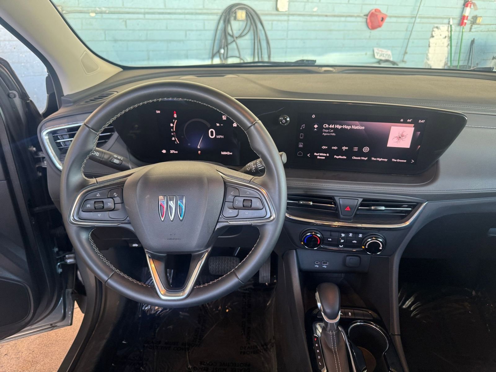 Thumbnail: 2025 Buick Encore GX - 33