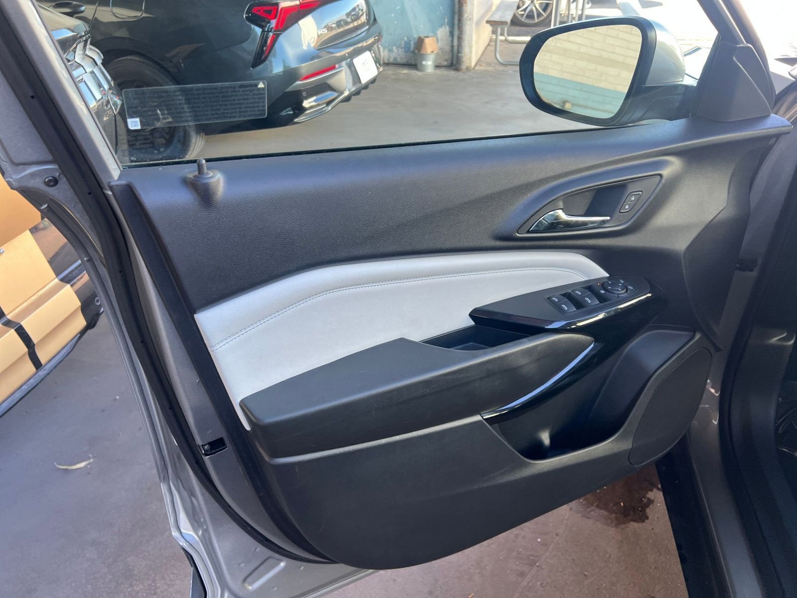 Thumbnail: 2025 Chevrolet Trax - 18