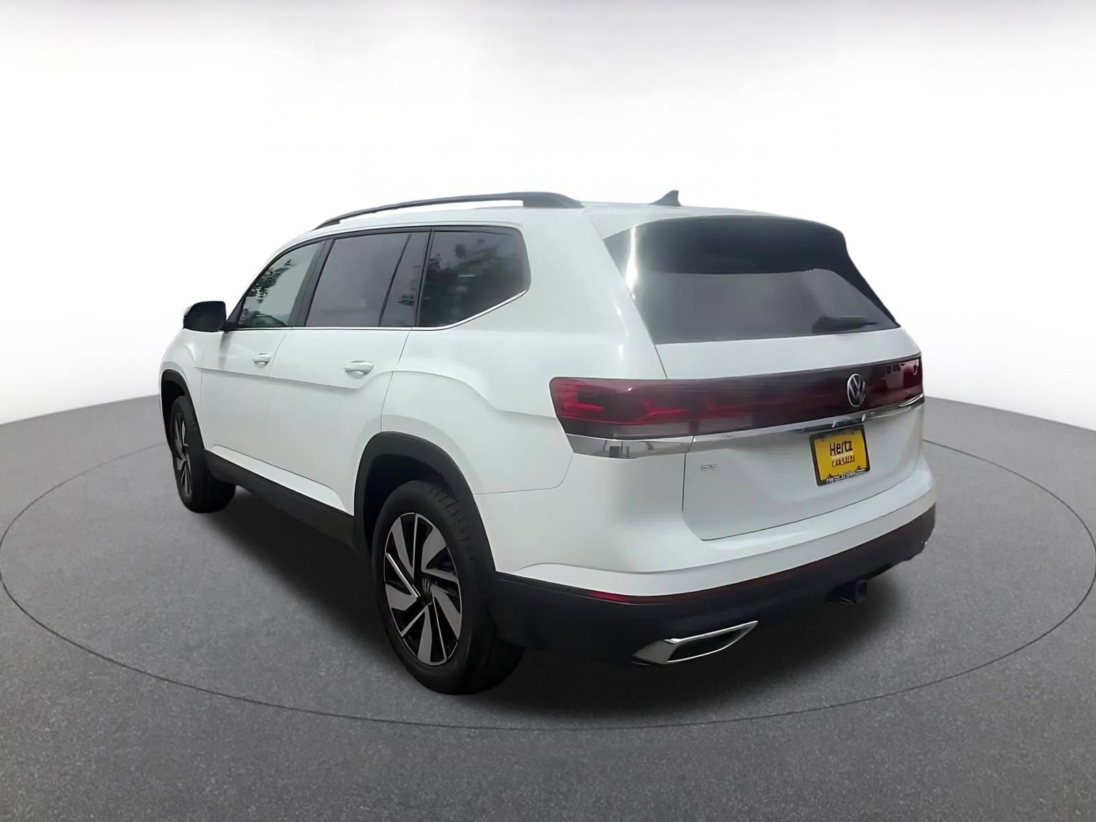 Thumbnail: 2024 Volkswagen Atlas - 10