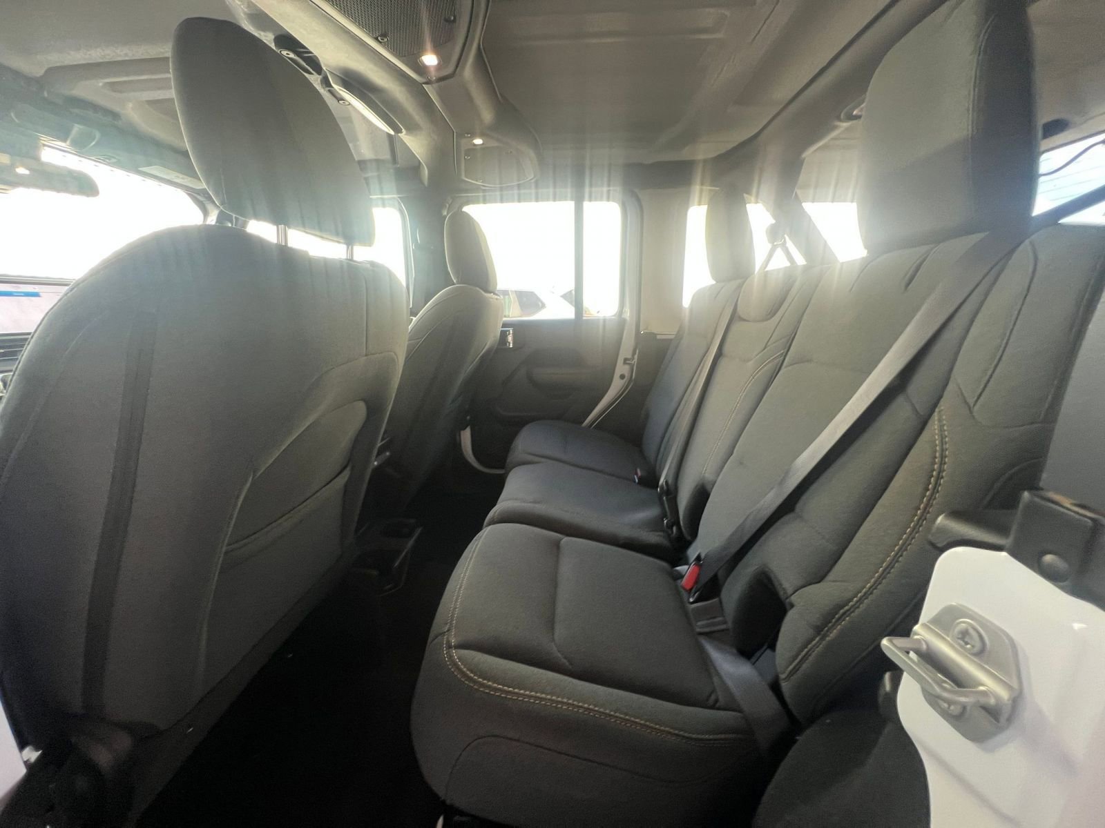 Thumbnail: 2025 Jeep Wrangler - 25