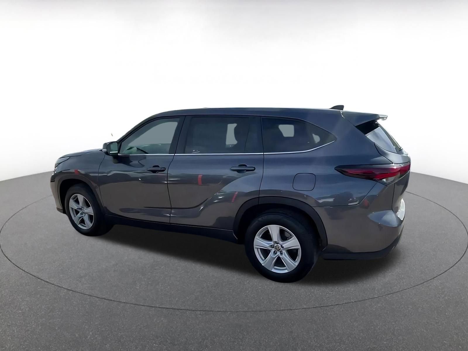 Thumbnail: 2025 Toyota Highlander - 10