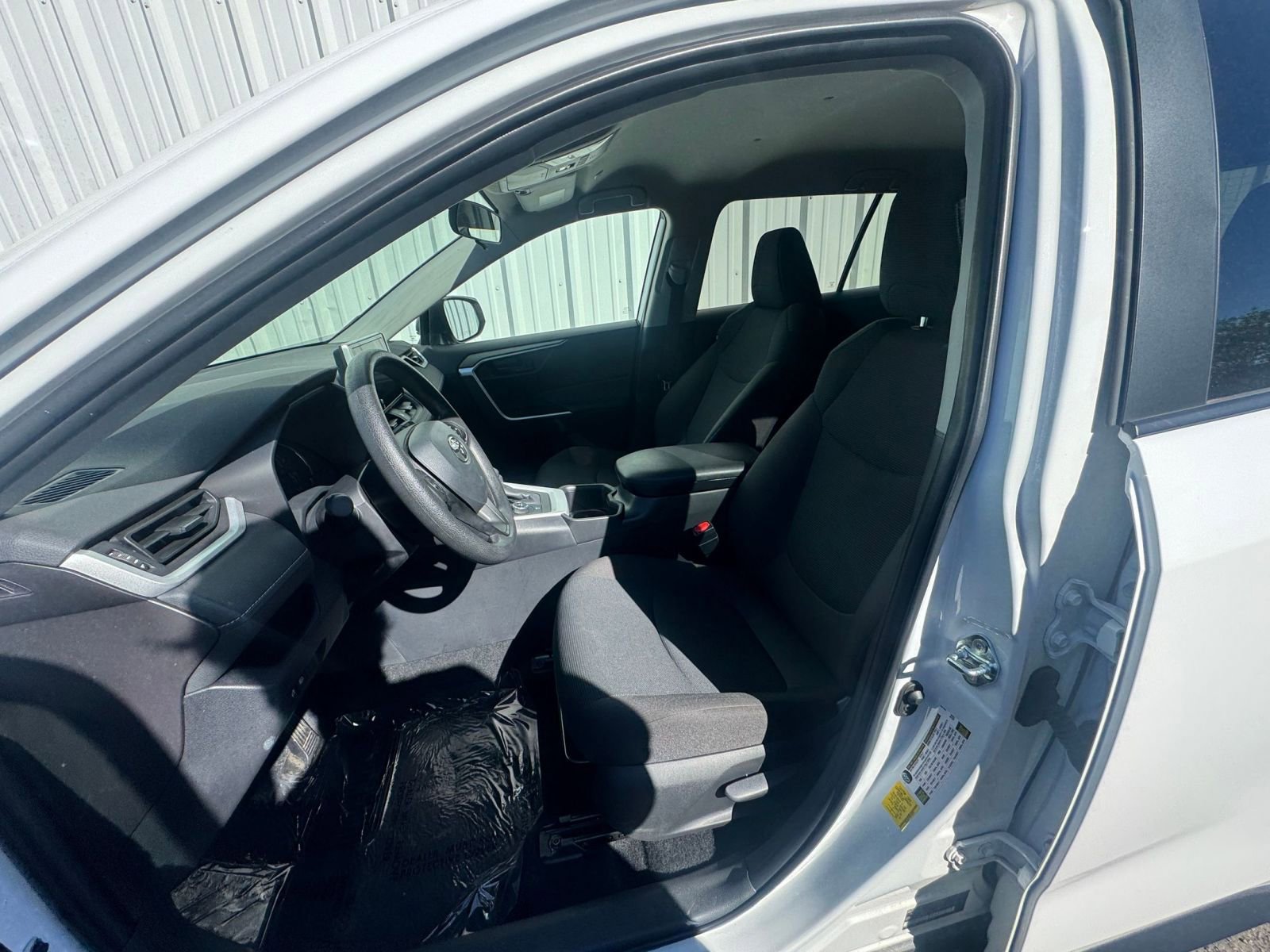 Thumbnail: 2025 Toyota RAV4 - 35