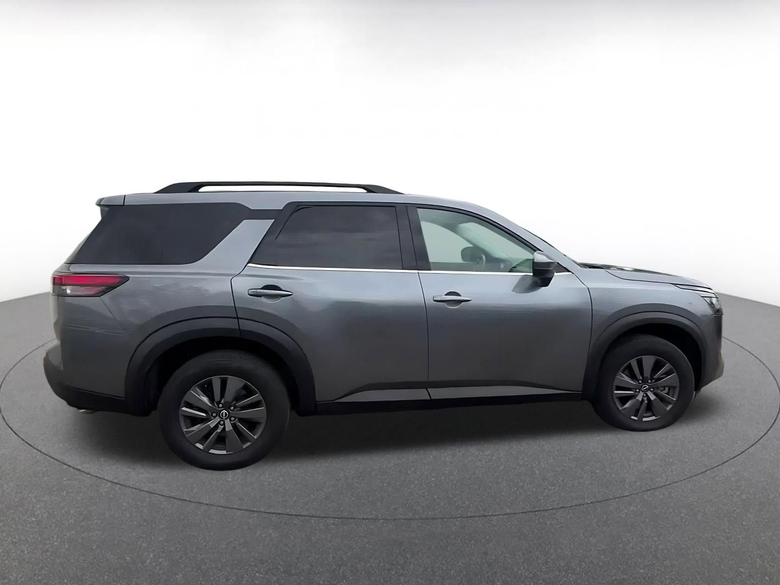 Thumbnail: 2025 Nissan Pathfinder - 16