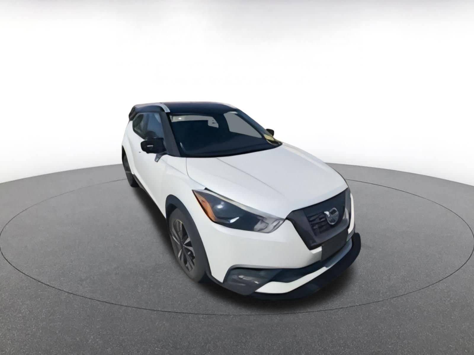 Thumbnail: 2020 Nissan Kicks - 1