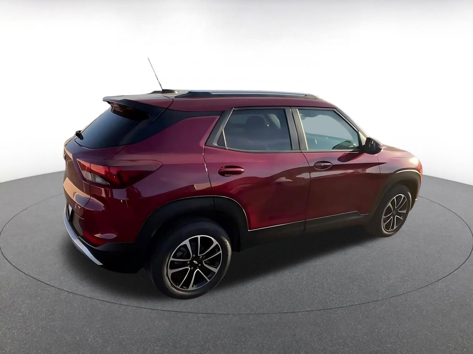 Thumbnail: 2025 Chevrolet TrailBlazer - 15