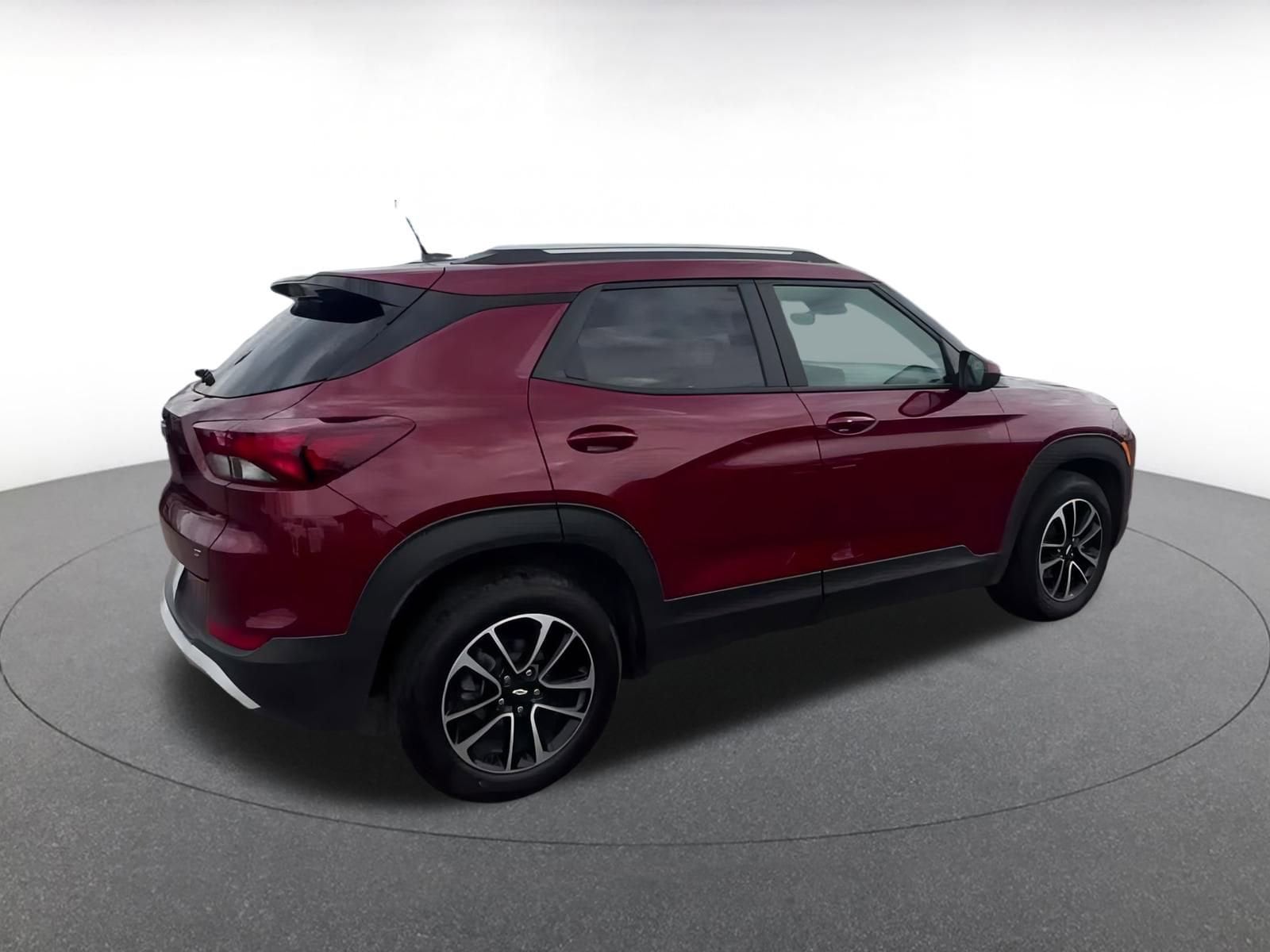 Thumbnail: 2025 Chevrolet TrailBlazer - 15