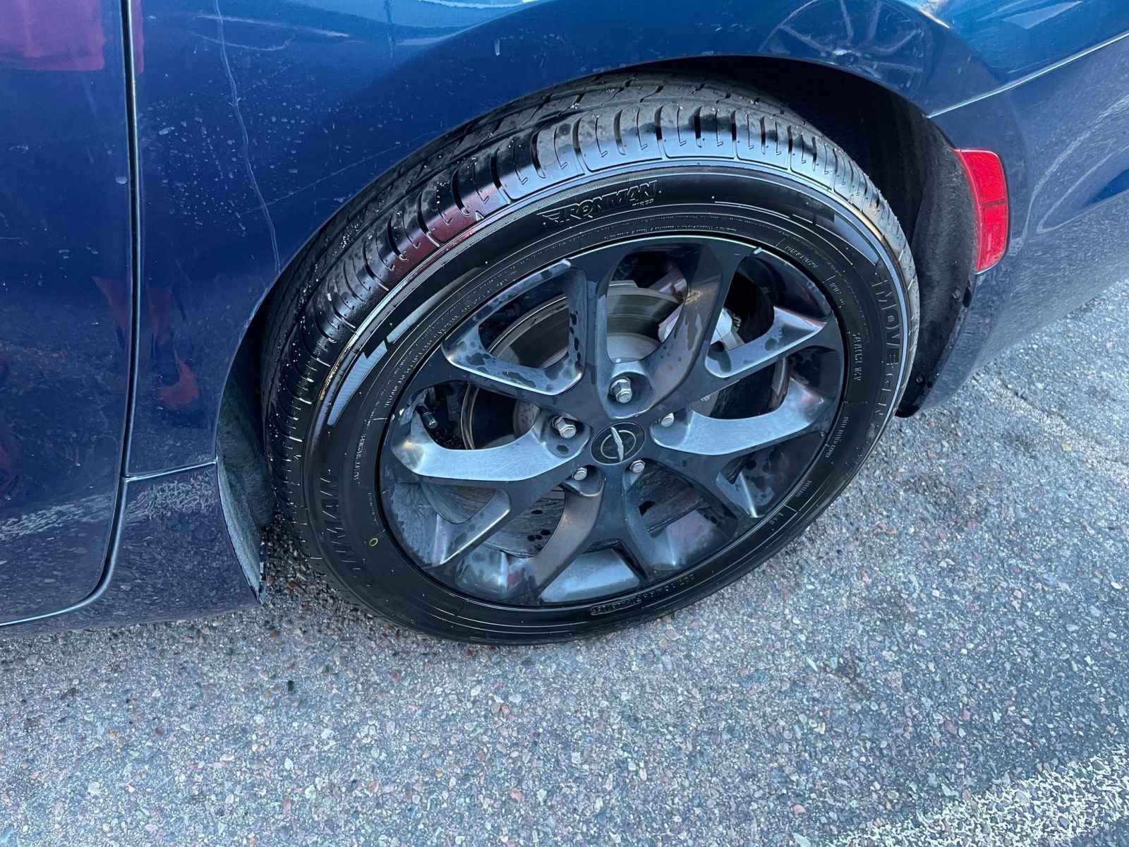 Thumbnail: 2025 Chrysler Pacifica - 34