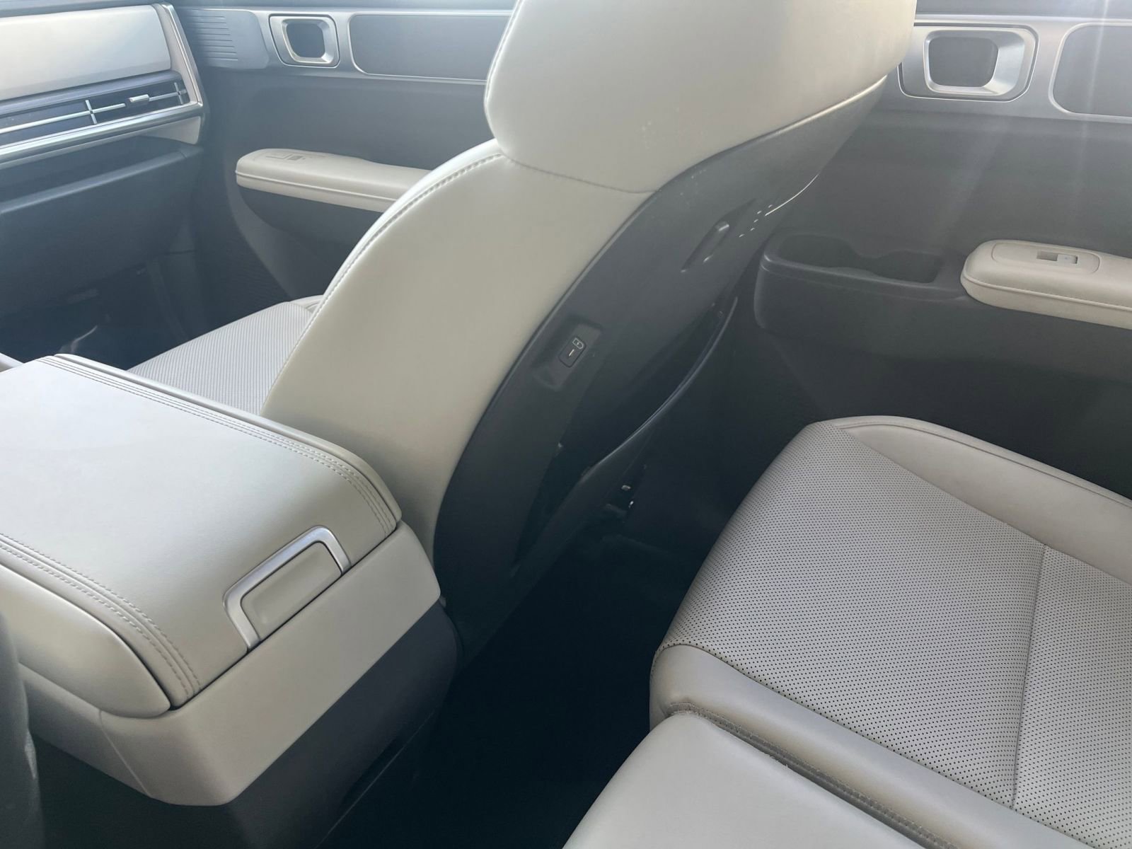 Thumbnail: 2025 Hyundai Santa Fe - 25