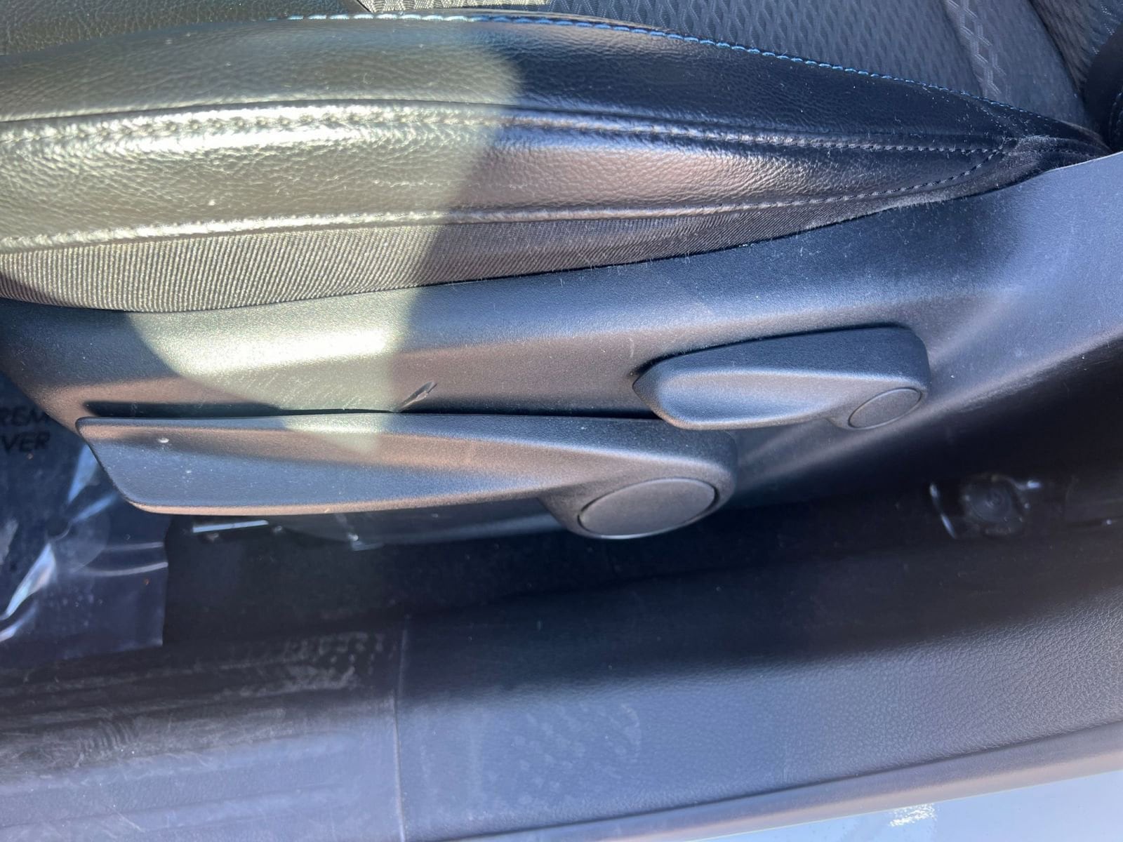 Thumbnail: 2023 Jeep Compass - 22