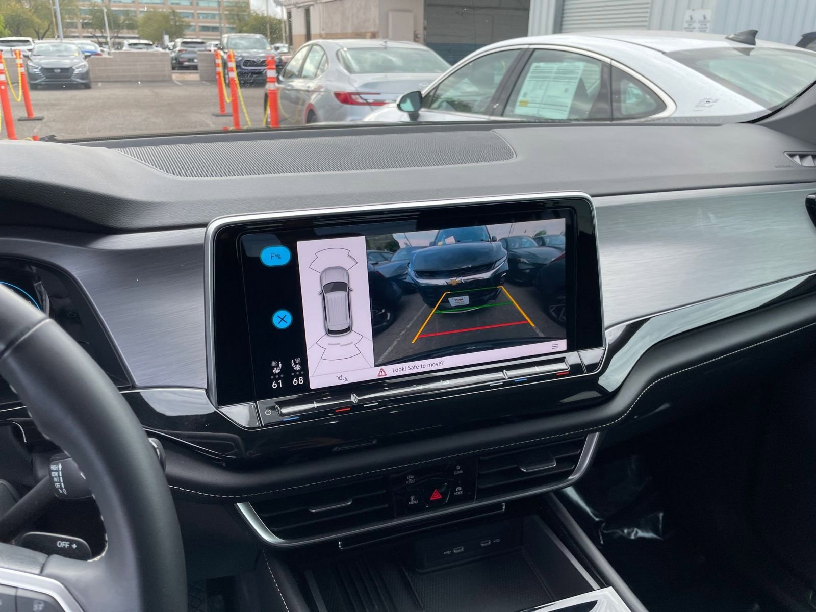 Thumbnail: 2025 Volkswagen Atlas - 27