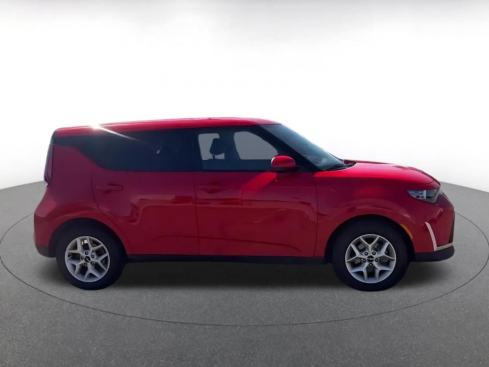 Thumbnail: 2025 Kia Soul - 15