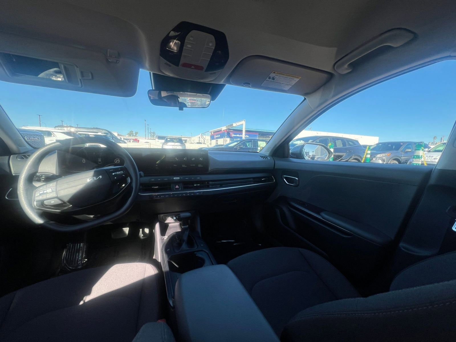 Thumbnail: 2025 Kia K4 - 35