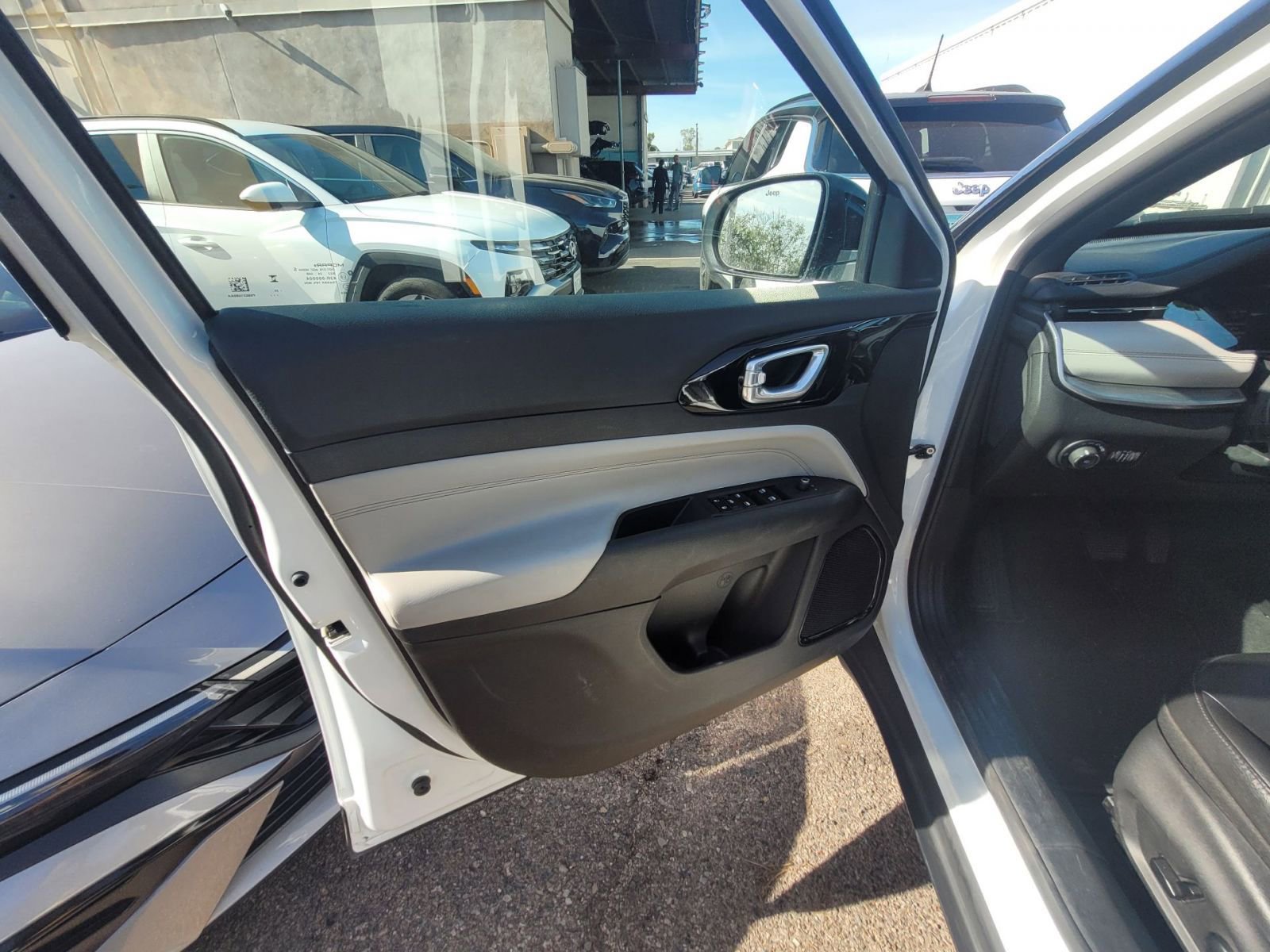 Thumbnail: 2025 Jeep Compass - 10