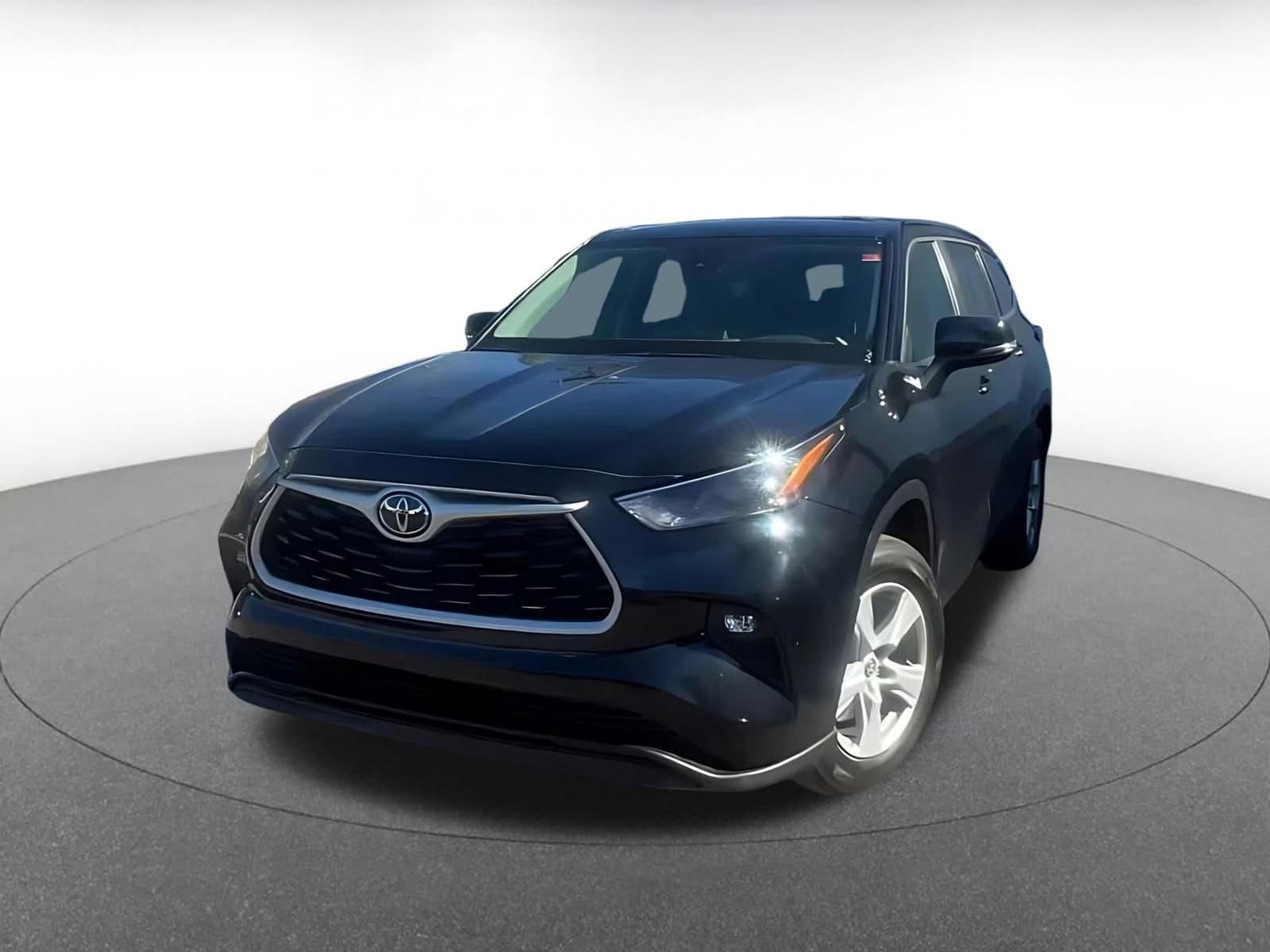 Thumbnail: 2025 Toyota Highlander - 9