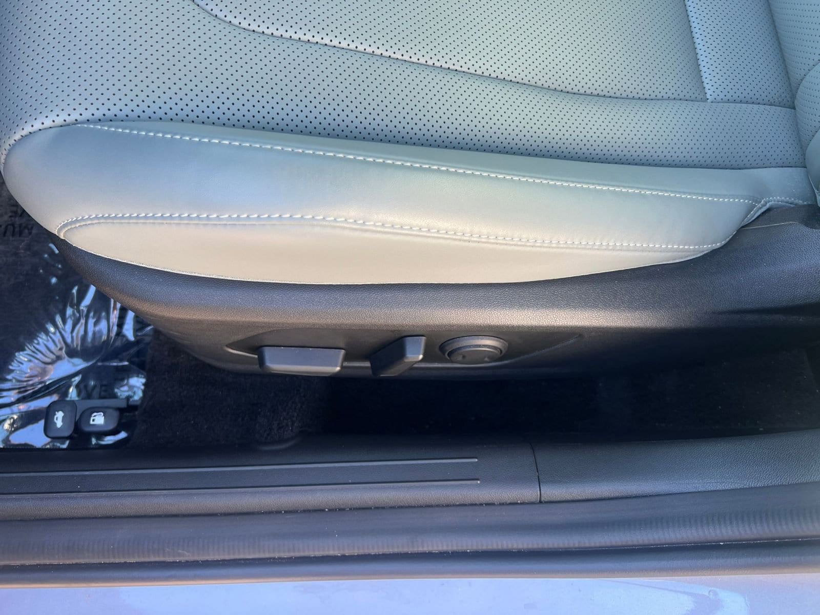 Thumbnail: 2025 Hyundai Elantra - 23