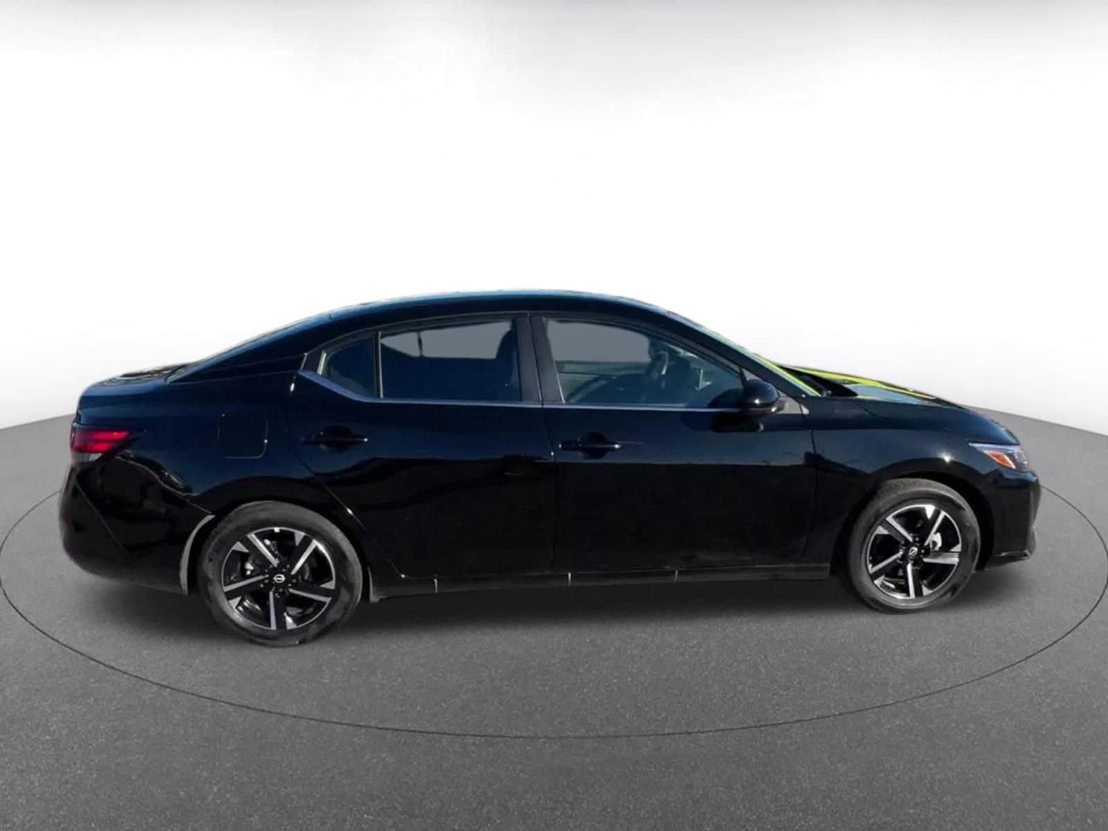 Thumbnail: 2025 Nissan Sentra - 15