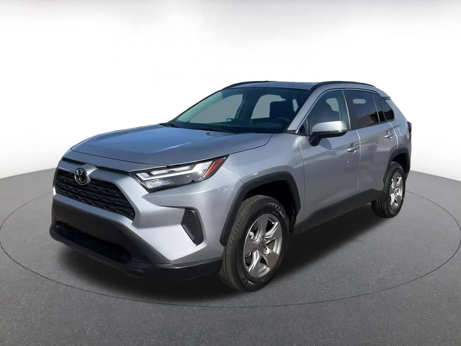 Thumbnail: 2025 Toyota RAV4 - 7