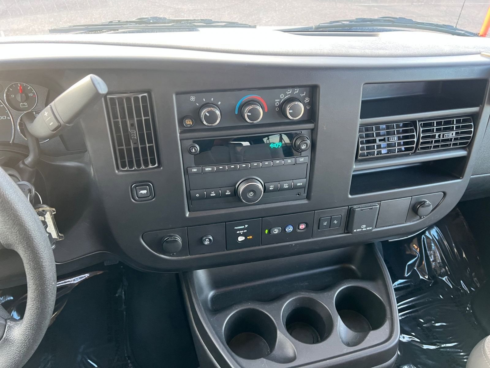 Thumbnail: 2024 Chevrolet Express - 18