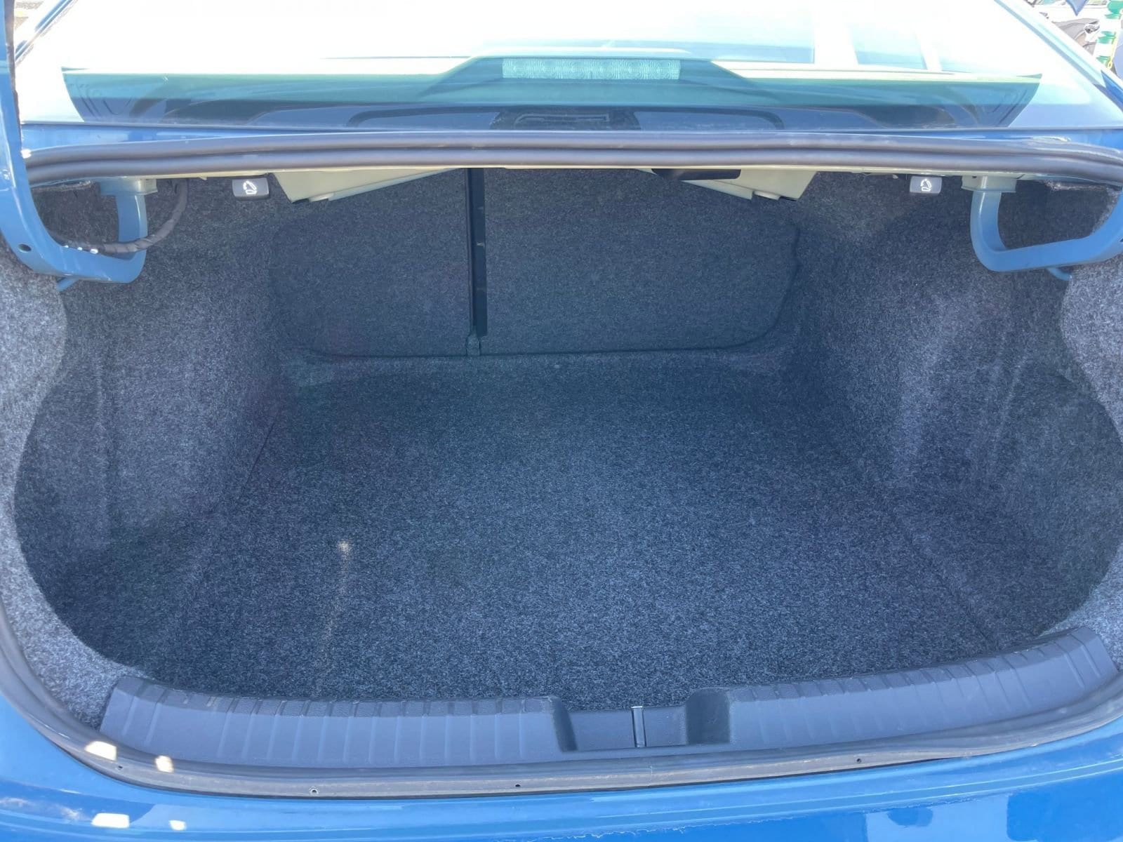 Thumbnail: 2025 Volkswagen Jetta - 30