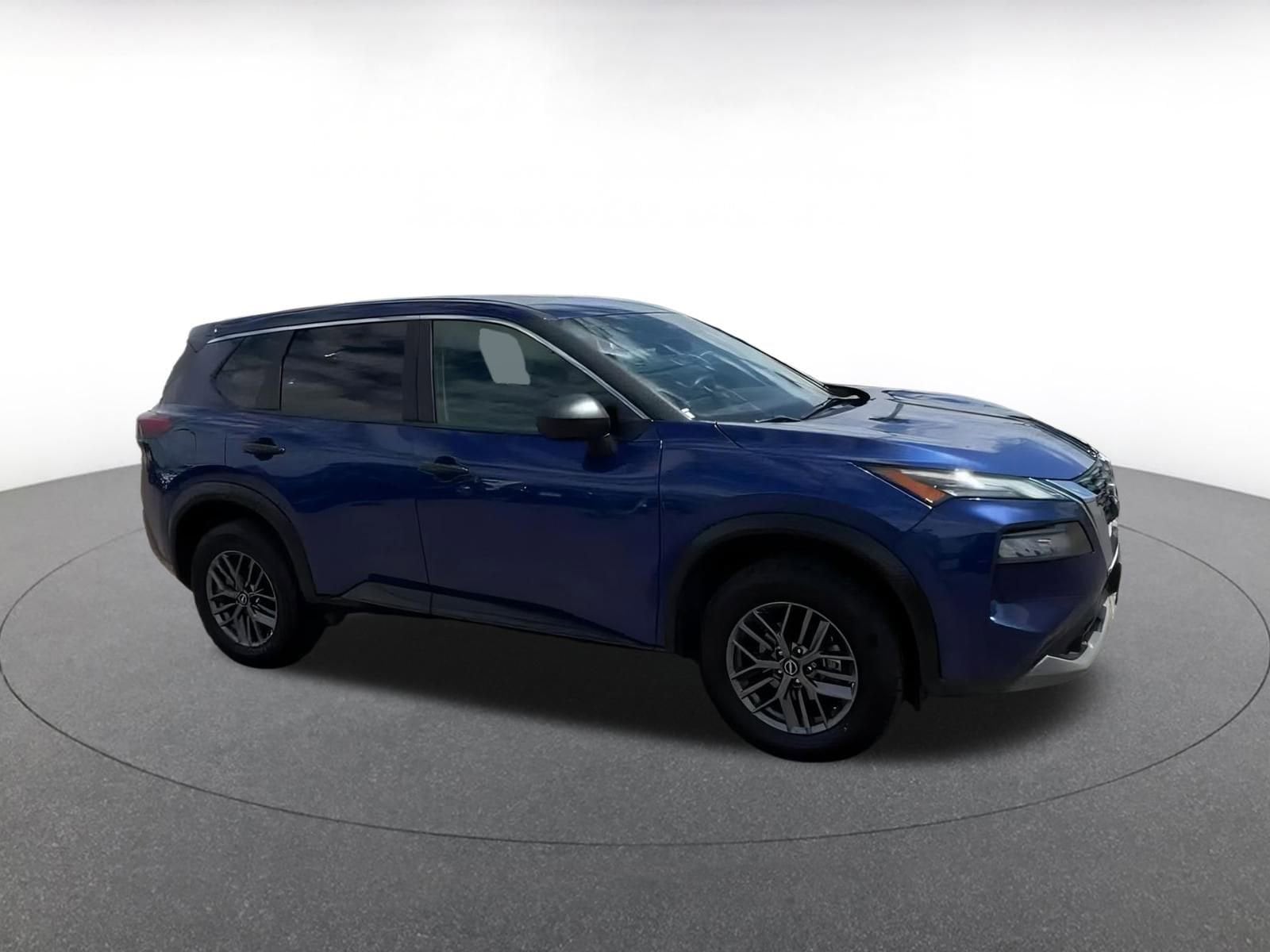 Thumbnail: 2023 Nissan Rogue - 2