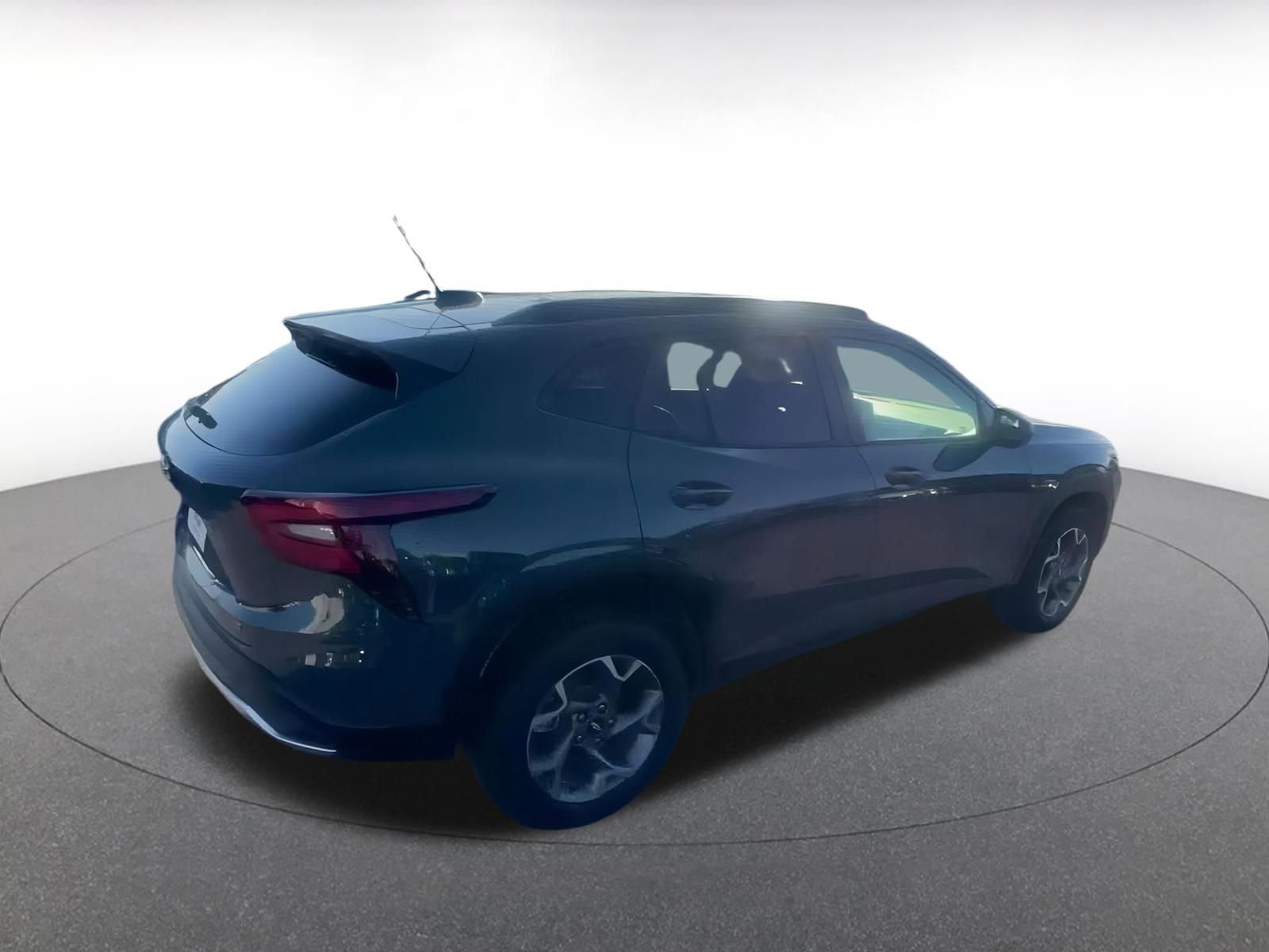 Thumbnail: 2025 Chevrolet Trax - 15