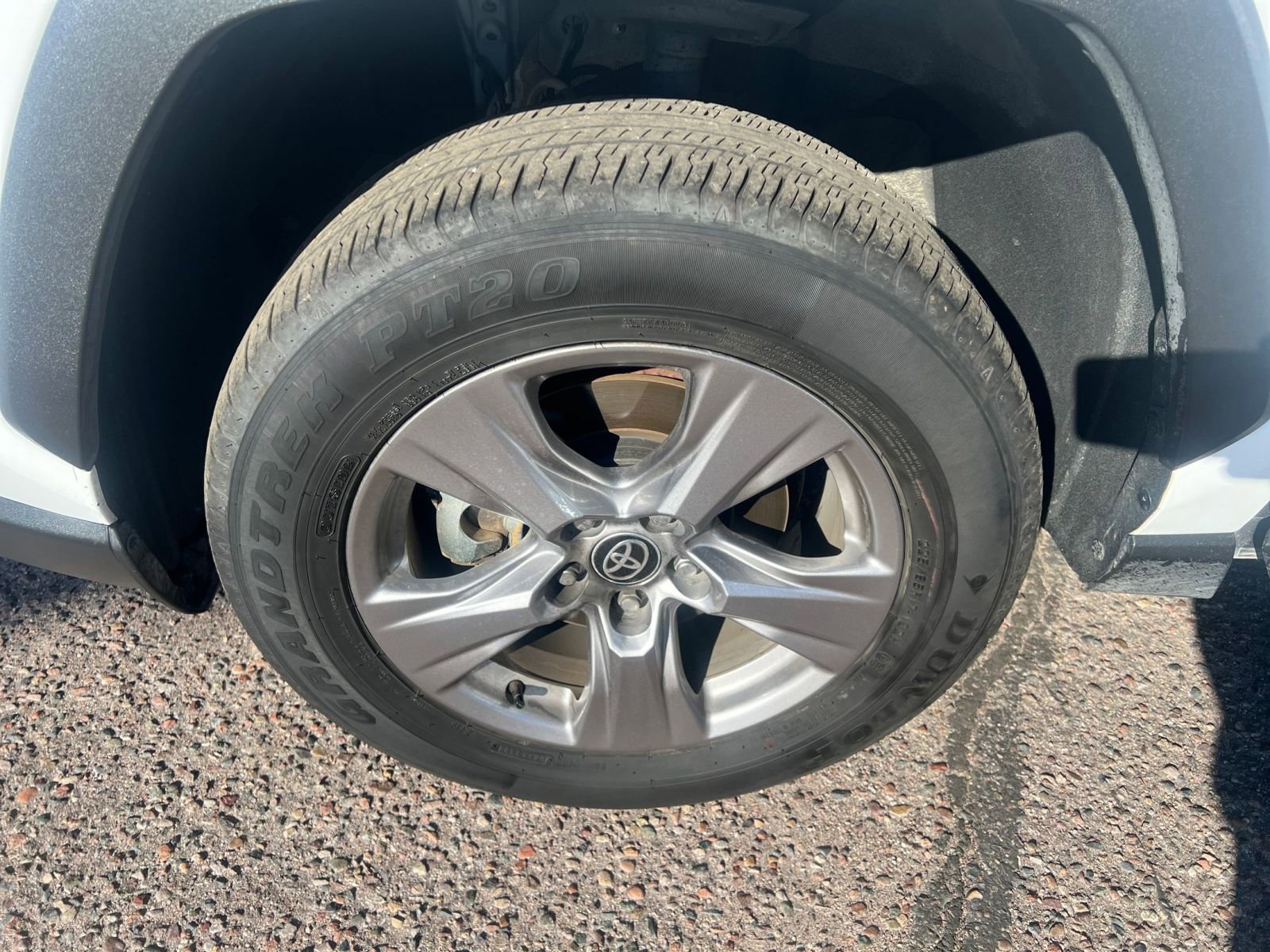 Thumbnail: 2025 Toyota RAV4 - 30