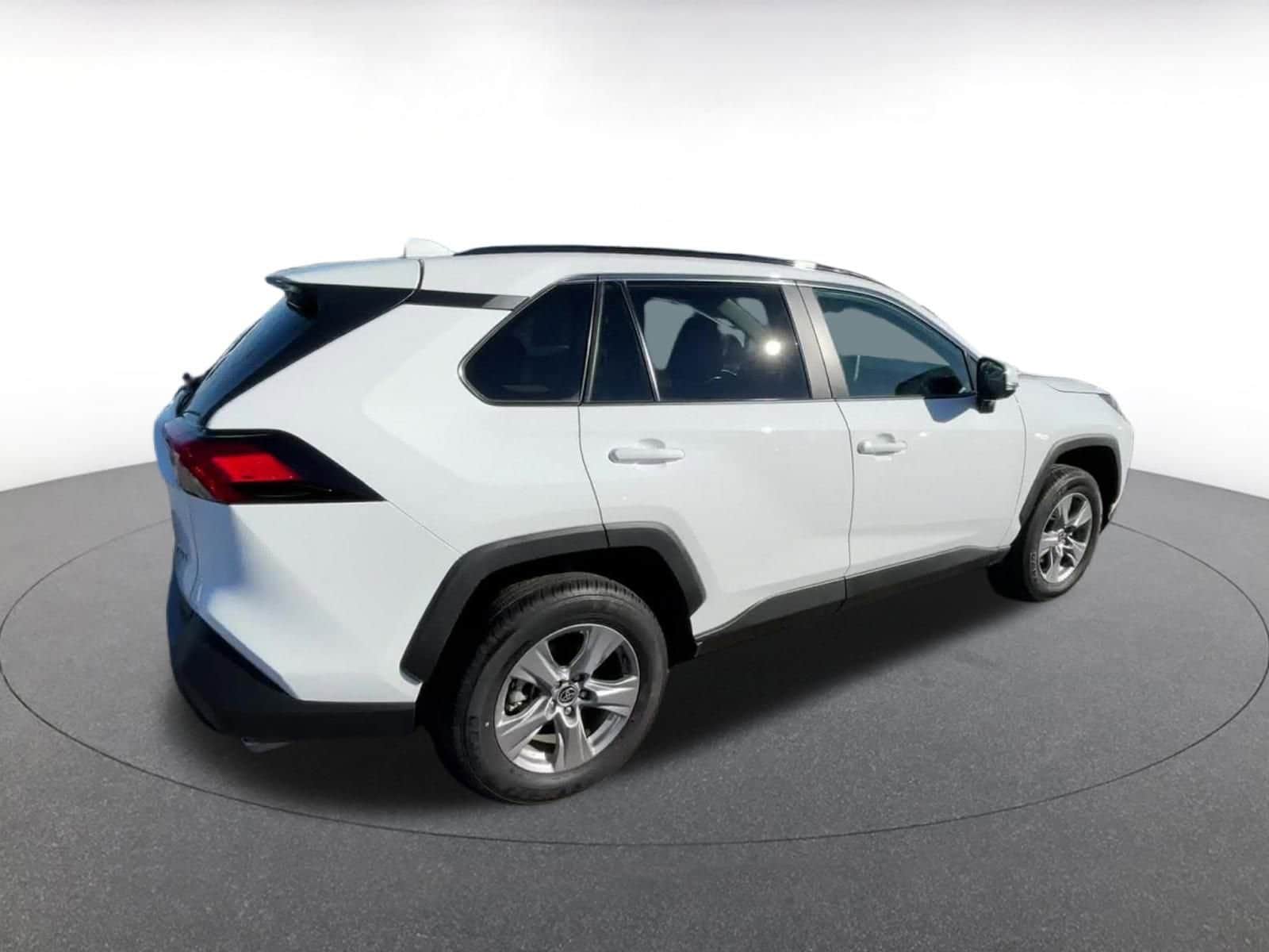 Thumbnail: 2025 Toyota RAV4 - 15