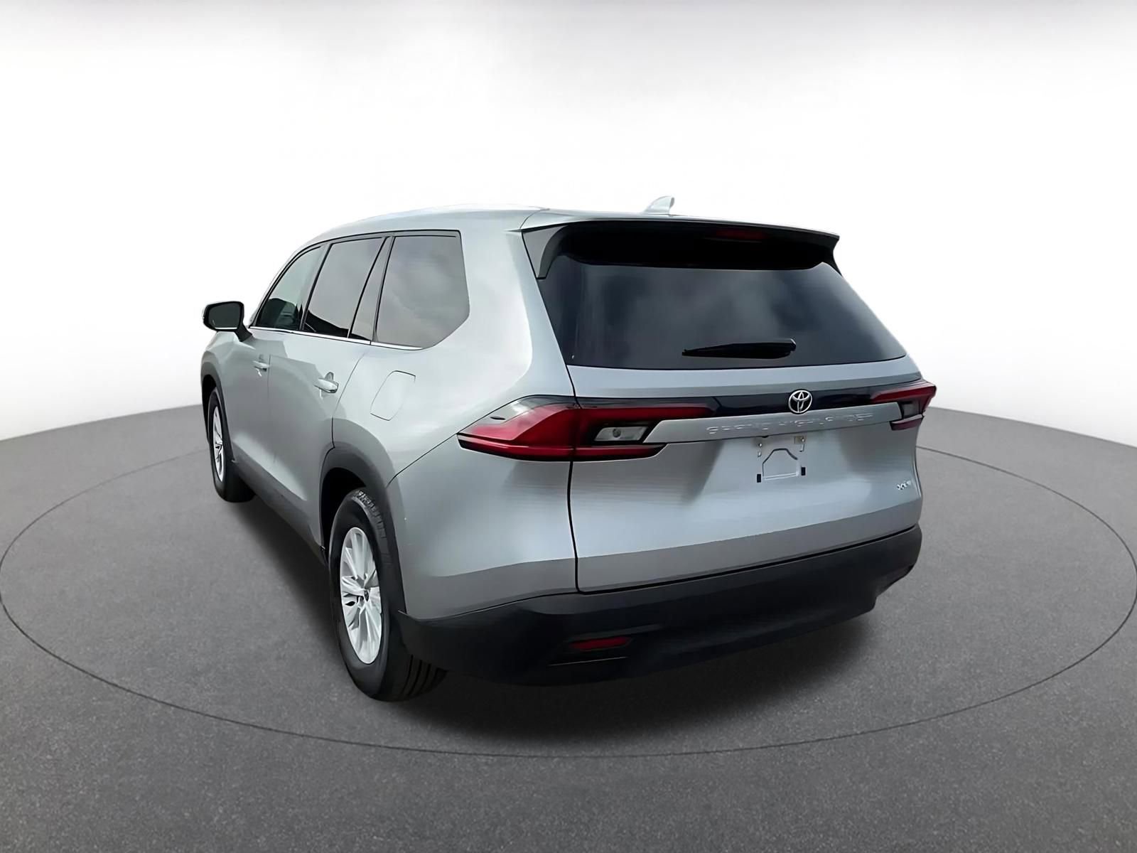 Thumbnail: 2025 Toyota Grand Highlander - 11