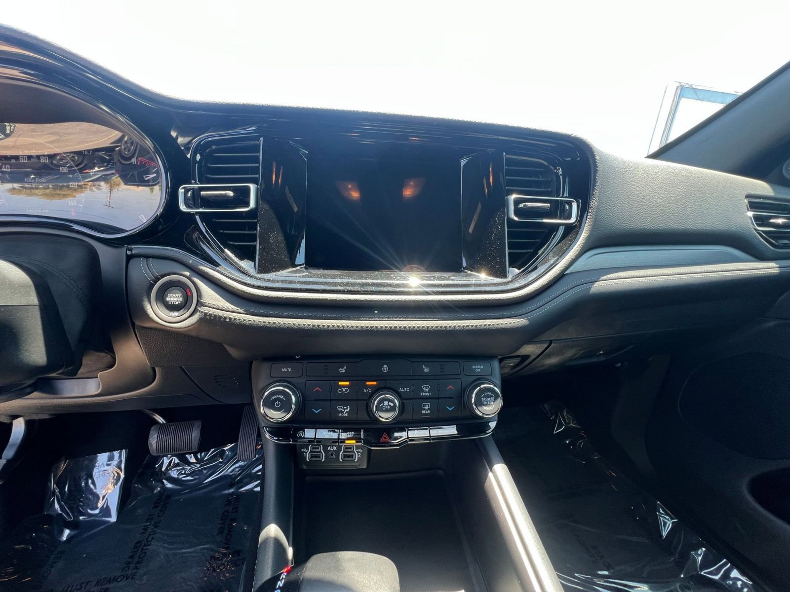 Thumbnail: 2024 Dodge Durango - 21