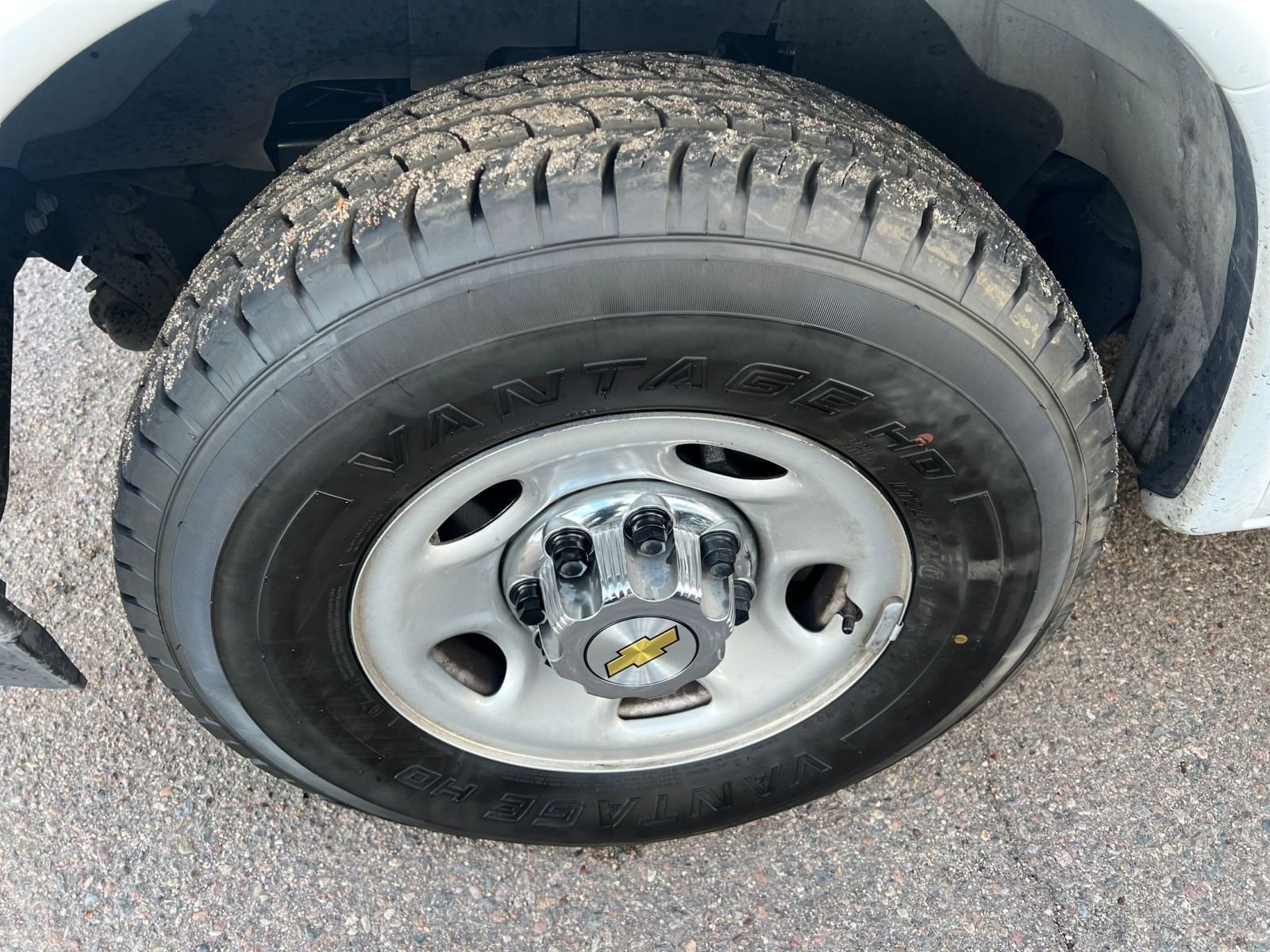 Thumbnail: 2024 Chevrolet Express - 30