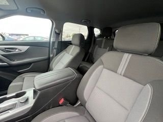 Thumbnail: 2025 Chevrolet Blazer - 13